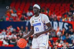 奧莫特29分鐘11中7砍27分12罰全中！