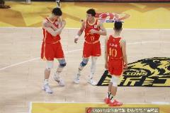 媒體人：系列賽將打多場，不愿傷病影響進程