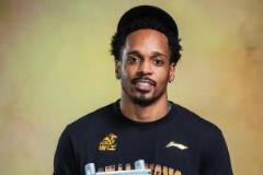 楊毅解析男籃歸化政策：中國不接受雙國籍，美國球員退籍難度高