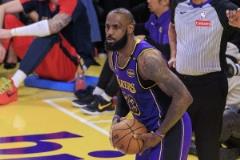 詹姆斯言論引發(fā)湖人不確定性，影響洛佩斯決定