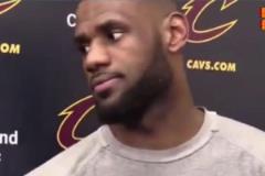 罕見暴怒！內(nèi)馬爾禁區(qū)內(nèi)要地面球但隊友給傳了高球，現(xiàn)場暴怒發(fā)火