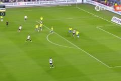 小蜘蛛閃擊巴西！馬基尼奧斯和穆里略目送阿爾瓦雷斯破門??