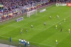 大殺器??維尼修斯邊路1V3，連突帶過殺入禁區(qū)??