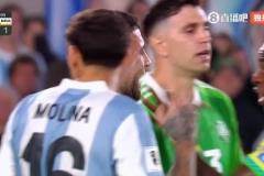 德保羅和拉菲尼亞爭執(zhí)現(xiàn)場，雙方互不相讓！