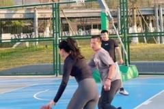 哈登韋德誰更強(qiáng)？追夢(mèng)：我選韋德，巔峰哈登大部分時(shí)間都是控衛(wèi)！