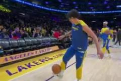 笑死小桂子熱身整花活玩得正嗨 被巴特勒打斷施法