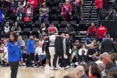 獨(dú)行俠這賽季被詛咒了？濃眉和加福德剛復(fù)出，哈迪又受傷了！