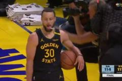 冰火兩重天！燈亮球進馬刺眾將瘋狂慶祝 庫里獨自抱著球落寞踱步