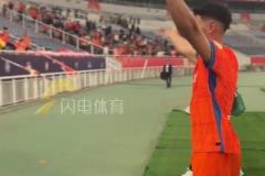 泰山隊(duì)4-0大勝深圳新鵬城，馬德魯加謝場(chǎng)，濟(jì)南口音就是一地道