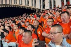 進(jìn)球時(shí)刻，嗨起來！沉浸式體驗(yàn)泰山隊(duì)進(jìn)球時(shí)刻球迷的歡呼聲