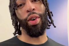 佩奇-布克斯成為WNBA狀元，加盟達拉斯飛翼！濃眉發(fā)視頻祝賀