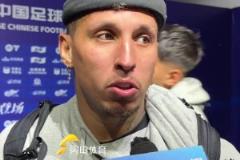 泰山隊(duì)5-1大勝青島西海岸，三叉戟漸入佳境克雷桑感謝隊(duì)友