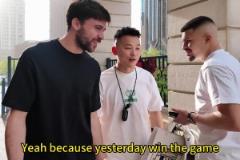 給山東泰山外援澤卡造型哦，大家也可以學一下如何個人打理發(fā)型