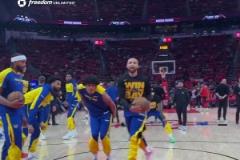 你好騷?。1賽前熱身 庫里秀進(jìn)一記超高度歐洲步拋投后起舞