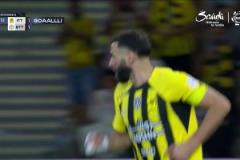 懸念已無？吉達(dá)聯(lián)合3-2達(dá)曼協(xié)作本澤馬傳射建功，剩5輪6分領(lǐng)跑