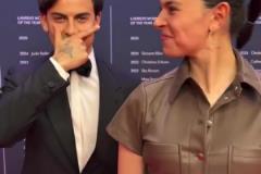 真的帥??！網(wǎng)紅曬與迪巴拉的同框視頻！本人比照片還帥！