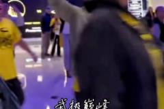 讓一個(gè)巴特勒，勇士依然拿下火箭！賽后勇士球迷慶祝G3勝利