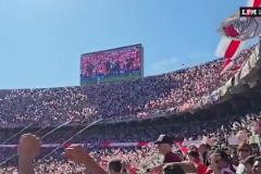 火爆！超8萬人觀戰(zhàn)河床2-1博卡青年