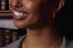 越來越漂亮了！科比大女兒娜娜更新社媒宣傳畢業(yè)季：翻開下一章~