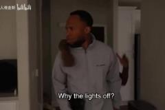 老片新用！網(wǎng)友惡搞：一比三落后，字母哥攜隊(duì)友暴揍里弗斯！