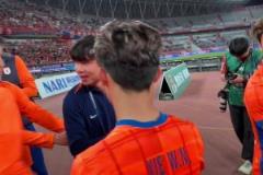 三哥?；丶铱纯矗≥锟￠h以最低調(diào)的方式謝場(chǎng)