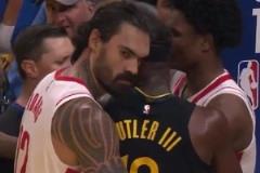 亞當(dāng)斯這一抱太嬌羞了！海王：溫柔的男人像海洋