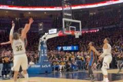 這個(gè)角度來(lái)看看！技術(shù)臺(tái)視角現(xiàn)場(chǎng)看看戈登的絕殺球