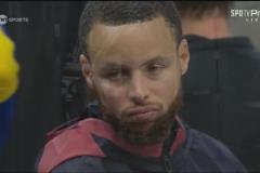 愛德華茲被勇士球員踩到小腿傷退 從庫里表情可以看出也感到難受