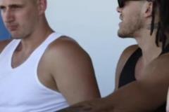 這波血賺！當年約基奇盛情款待戈登賽馬 今天戈登又救約基奇一命