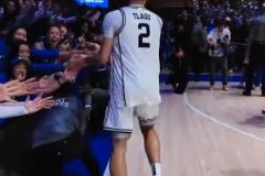 Bro！準(zhǔn)備好明年喊獨(dú)行俠總冠軍了嗎？！