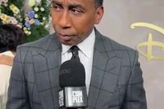 美國楊毅：弗拉格可能成為一個(gè)白人巨星，這對(duì)美國來說是件大事