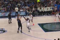 回不去了！一年前的今天獨行俠逆轉(zhuǎn)雷霆殺入西決