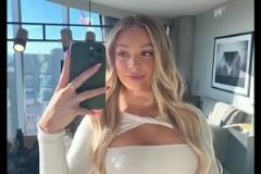 真的很會(huì)穿哈利伯頓的女友杰德，身材容貌真的都不錯(cuò)哦